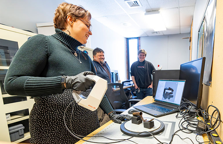Photo: Students 3D scanning artifacts from Fort Ticonderoga. Courtesy photo.