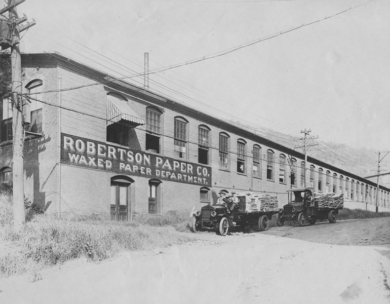 Photo: Robertson Paper Co c1910-1920, courtesy of Rockingham Public Library. Courtesy photo.