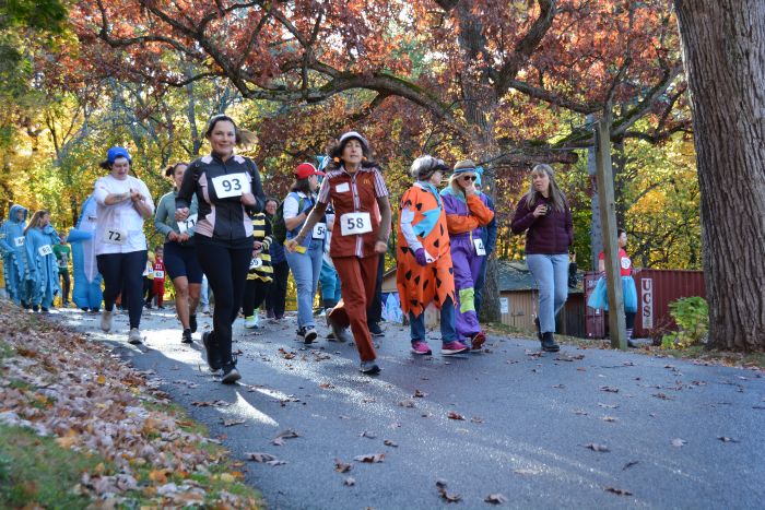 Rock Point School hosts 21st annual Ooky Spooky 5K to benefit COTS
