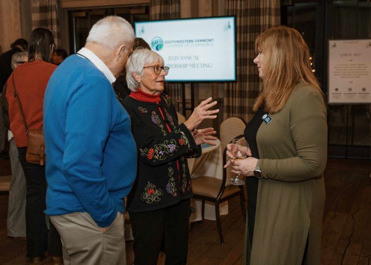  Pictured: Membership Manager Erika Floriani (right) networking with members
