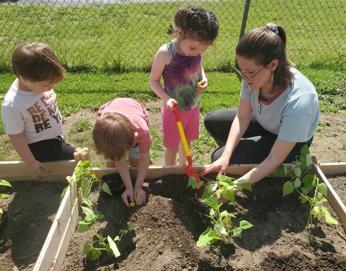 Vermont Agency of Agriculture, Food and Markets (VAAFM) is launching a new grant that provides comprehensive farm to school training