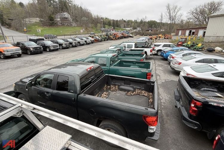 State of Vermont auction date of surplus heavy equipment and vehicles May 9